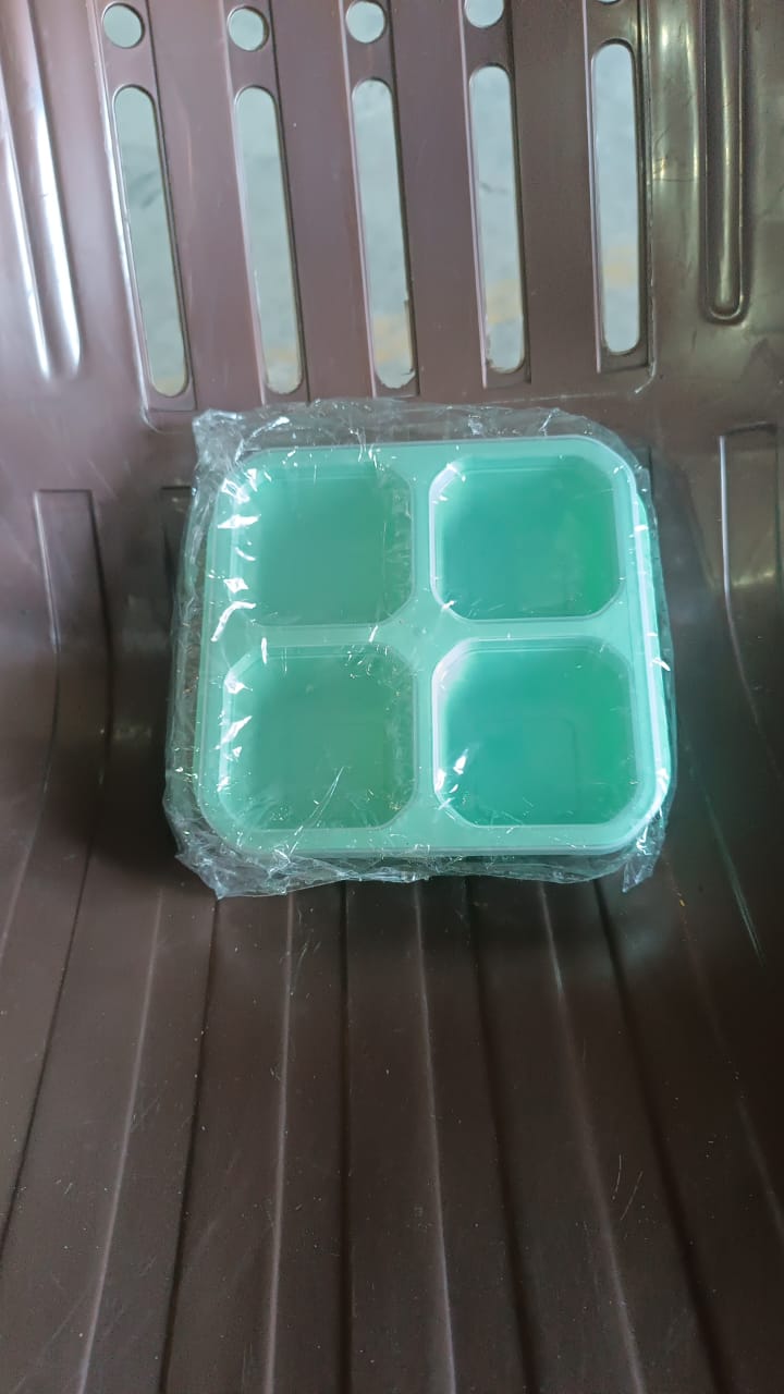 4 Compartment Food Storage Containers (1 Pc) 4 Compartment Food Storage Containers (1 Pc)